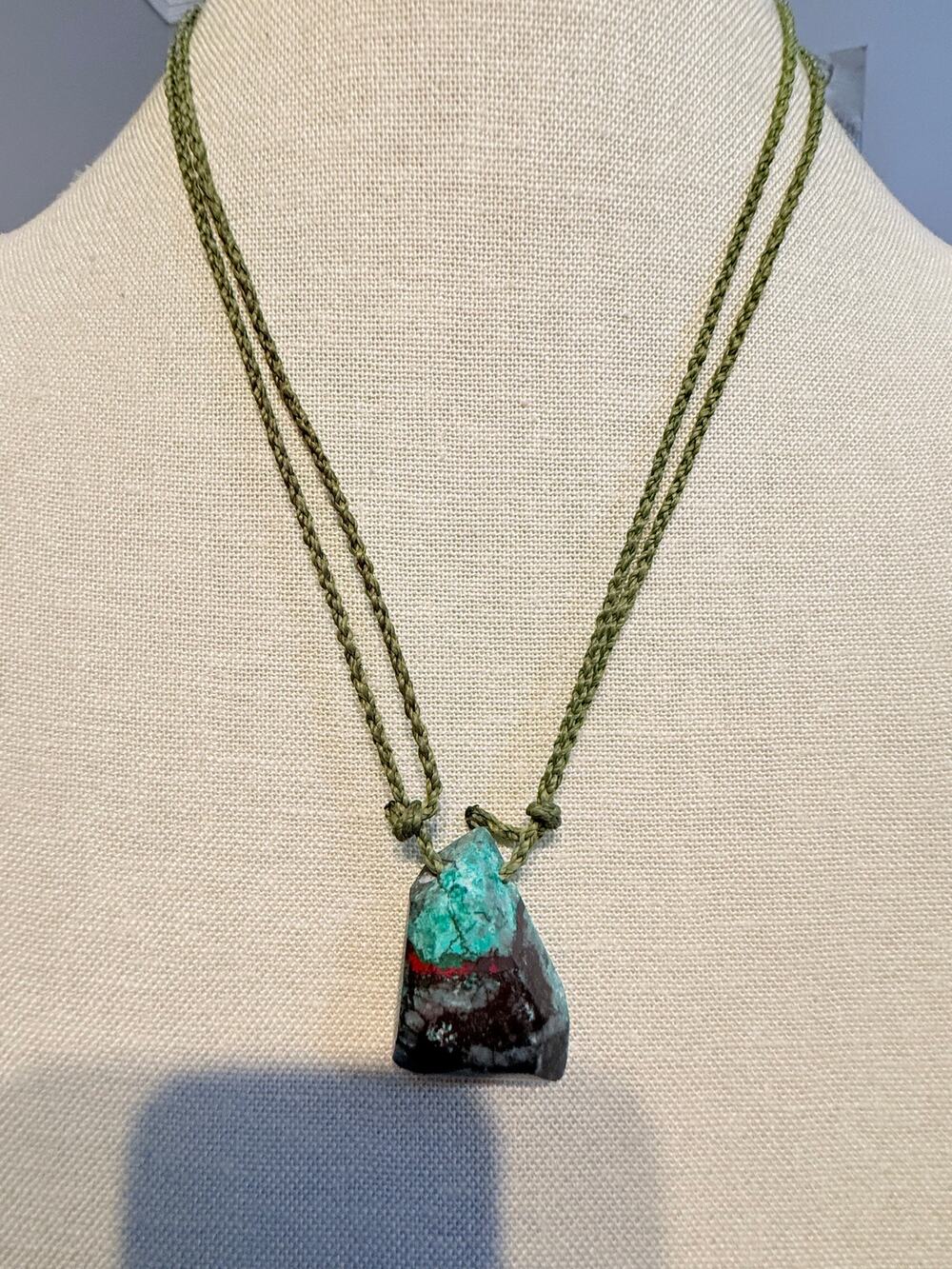 Vintage Genuine Stone Pendant Necklace 20”